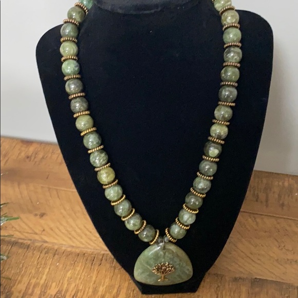 Jewelry - Natural stone beaded necklace with pendant
